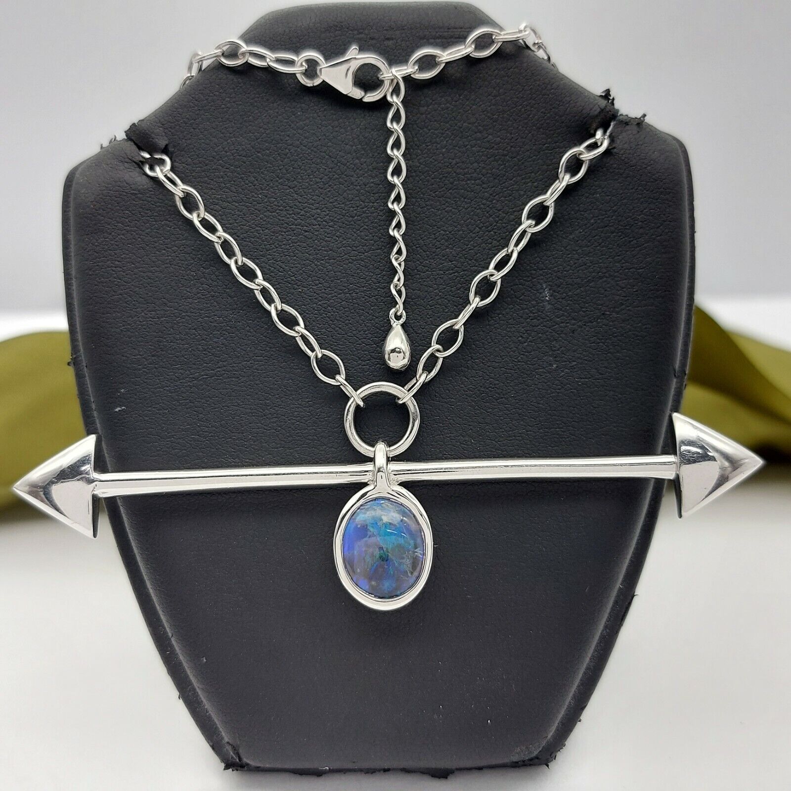 Ladies Necklace 925 Silver Anchor Chain with Opal Arrow Pendant Necklace