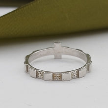 Load image into Gallery viewer, Unisex Ring Silver (925) Silver Cross Dress Ring
