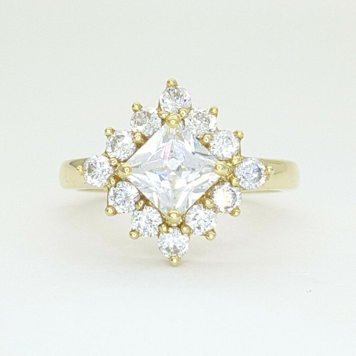 Ladies Ring 9ct (375, 9K) Yellow Gold Square Diamante Dress Ring