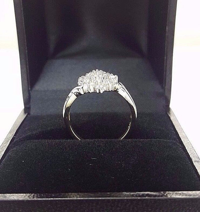 Ladies Ring 9ct (375, 9K) Yellow & White Gold Diamond Shape Design Ring