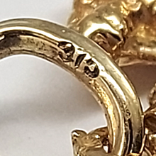 Load image into Gallery viewer, Ladies Pendant Yellow Gold 9ct (375,9k) Rare Married Bride and Groom Pendant
