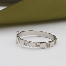 Load image into Gallery viewer, Unisex Ring Silver (925) Silver Cross Dress Ring
