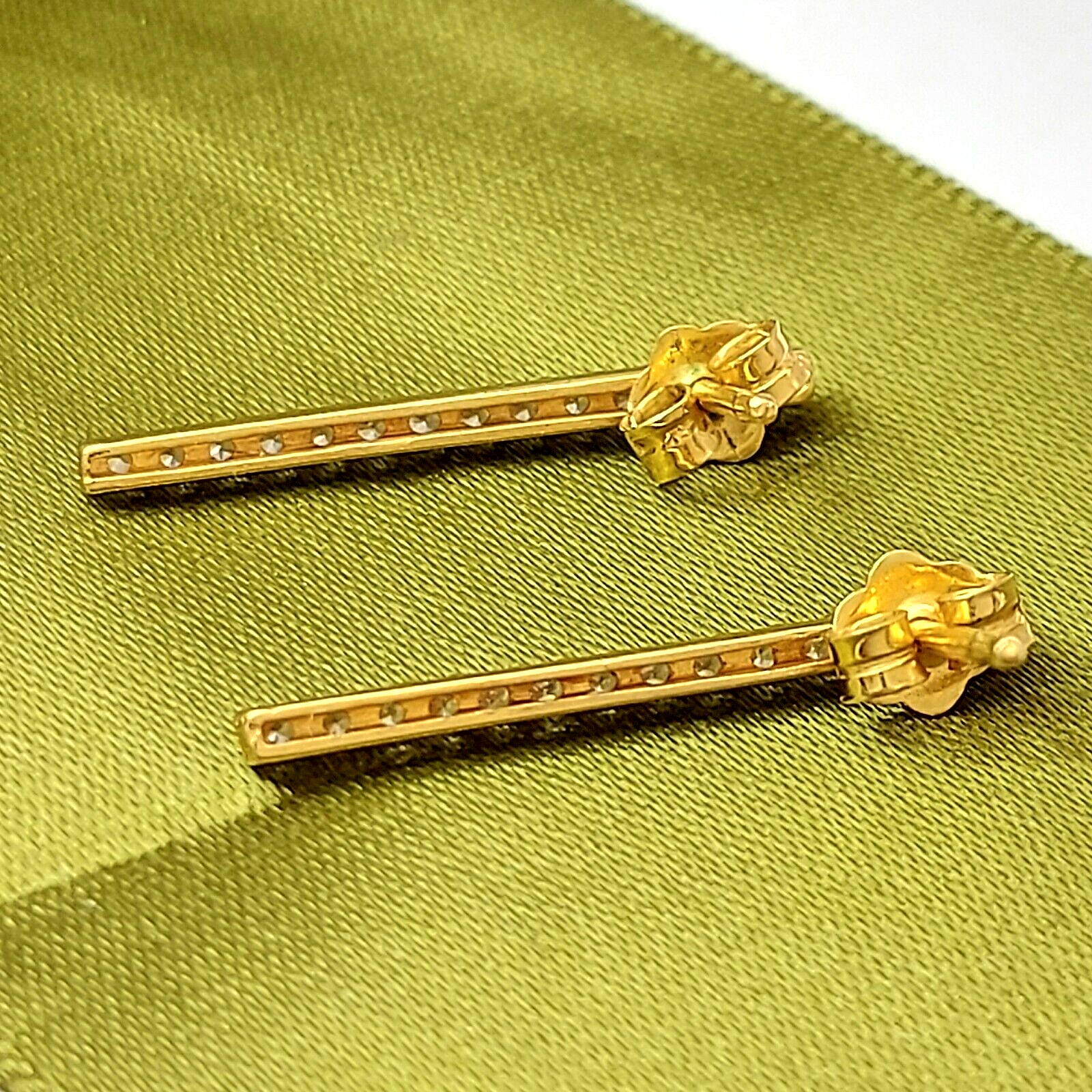 Ladies Earrings 14ct (585,14K) Yellow Gold Drop Diamantes Channel Setting Studs