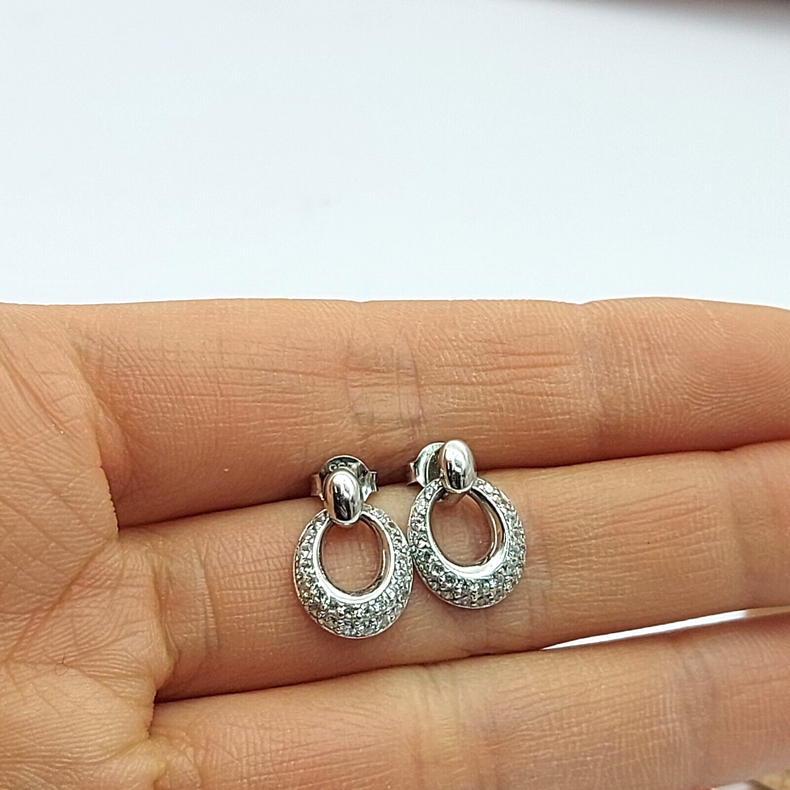 Ladies Silver Earrings (925) Sterling Silver Oval Drop Dangle Diamante Earrings