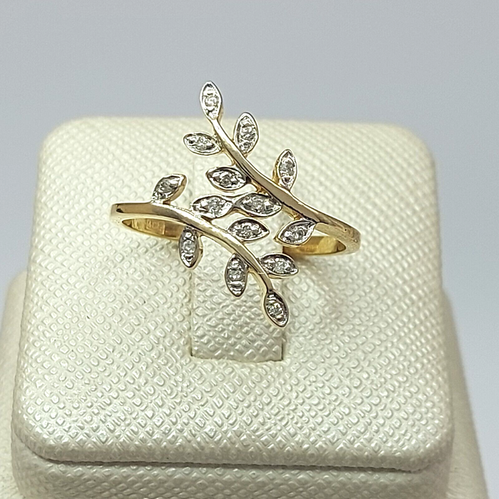 Ladies Yellow Gold 9ct (375, 9K) 14 Natural Diamond Chip Olive Branch Dress Ring
