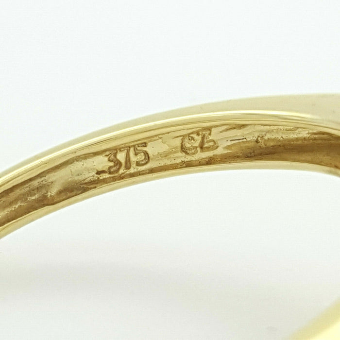 Ladies Ring 9ct (375, 9K) Yellow Gold Square Diamante Dress Ring
