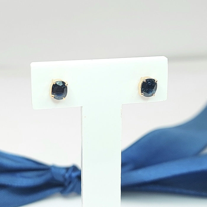 Ladies Earrings Yellow Gold 14ct (585,14K) Natural Oval Sapphire Solitaire Studs