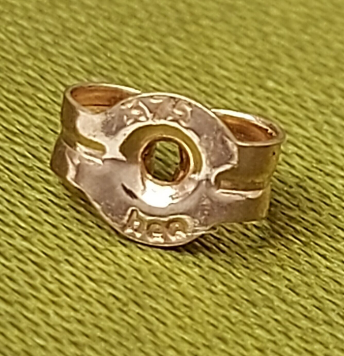 Ladies Yellow Gold 9ct (375, 9K) Natural Diamond Chip Illusion Stud Earrings