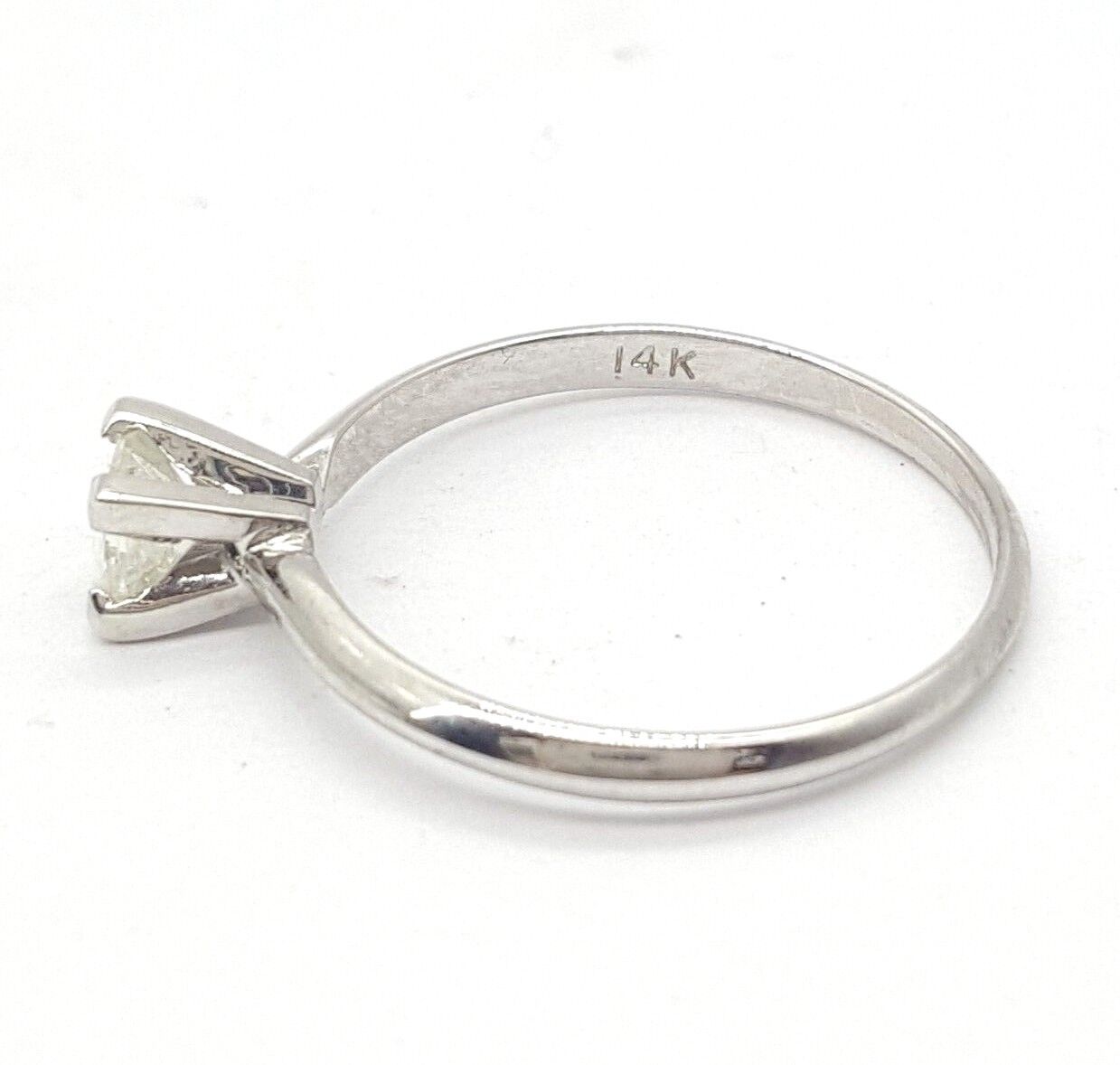 Ladies Ring 14ct (585,14ct) White Gold Natural 0.31ct Princess Cut Diamond Ring