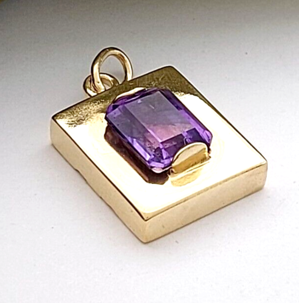 Ladies Square Pendant Yellow Gold 9ct (375, 9K) & Natural Amethyst Pendant