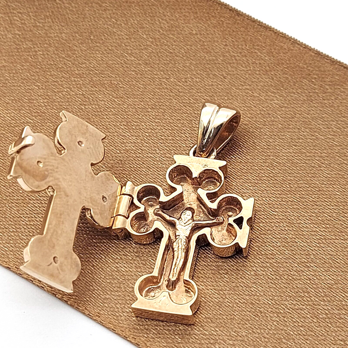 Unique Fold Rose Gold 9ct (375,9k) Filigree Cross Pendant with Natural Amethyst