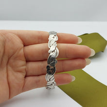 Load image into Gallery viewer, 925 Sterling Silver Unique Patterned Bangle
