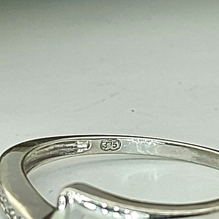Ladies Ring 9ct (375, 9K) White Gold Natural Diamond (10pts) Ring Set