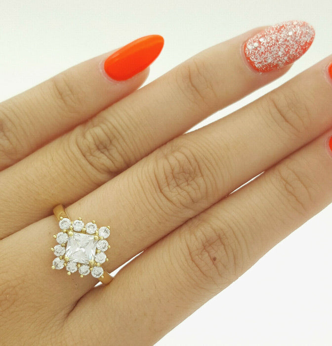 Ladies Ring 9ct (375, 9K) Yellow Gold Square Diamante Dress Ring