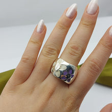 Load image into Gallery viewer, Unisex Ring Silver (925) Thick Band Flower Dress Ring
