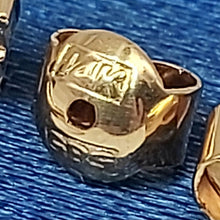 Load image into Gallery viewer, Ladies Earrings Yellow Gold 14ct (585,14K) Natural Oval Sapphire Solitaire Studs
