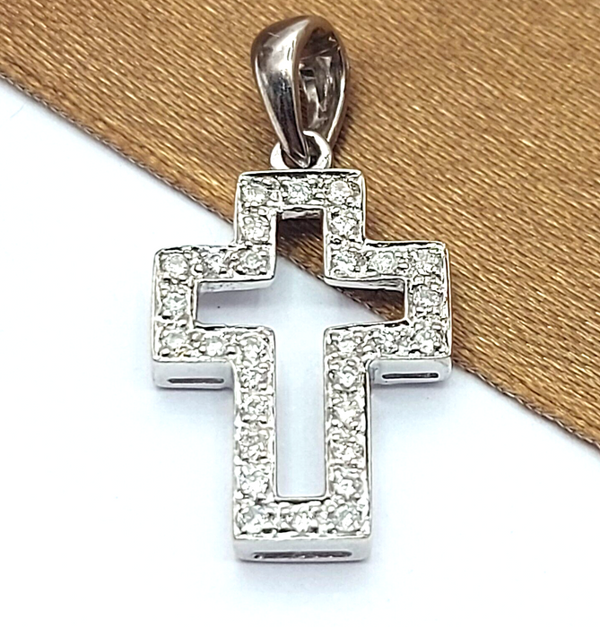 Ladies White Gold 18ct(750,18K) Natural (0.15ct) Diamond Religious Cross Pendant