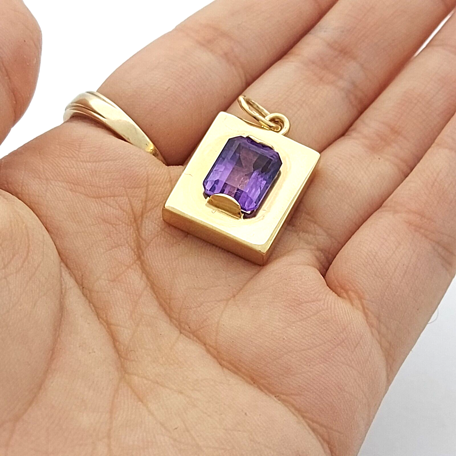 Ladies Square Pendant Yellow Gold 9ct (375, 9K) & Natural Amethyst Pendant