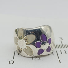 Load image into Gallery viewer, Unisex Ring Silver (925) Thick Band Flower Dress Ring
