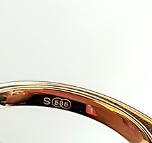 Load image into Gallery viewer, Ladies Real Yellow Gold 14ct(585, 14K) Radiant Cut Diamante Ring
