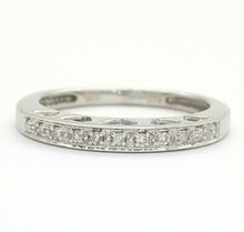 Load image into Gallery viewer, Ladies Ring 14ct (585, 14K) White Gold Natural (0.11ct) Diamond Heart Ring
