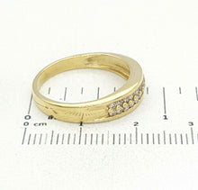 Load image into Gallery viewer, Ladies Ring 9ct (375, 9K) Yellow Gold (0.50ct) Round Natural Diamond Dress Ring
