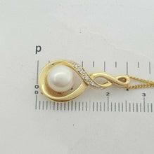Load image into Gallery viewer, Ladies Necklace 9ct (375, 9K) Yellow Gold Natural Pearl &amp; Diamond Swirl Necklace
