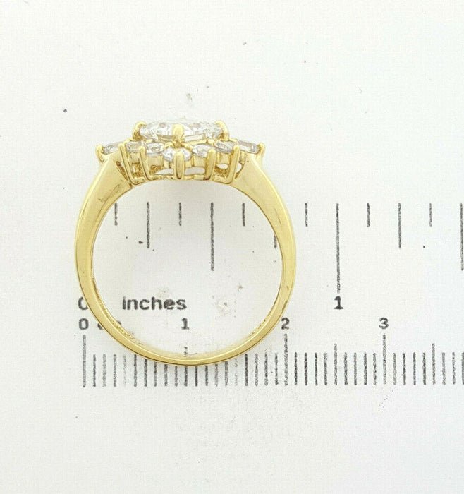 Ladies Ring 9ct (375, 9K) Yellow Gold Square Diamante Dress Ring
