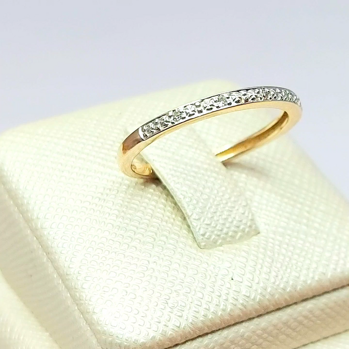 Ladies Yellow Gold 9ct (375, 9k) Natural Diamond Chips & Cross Design Ring
