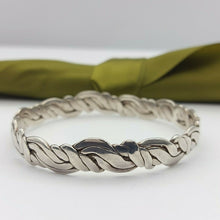 Load image into Gallery viewer, 925 Sterling Silver Unique Patterned Bangle
