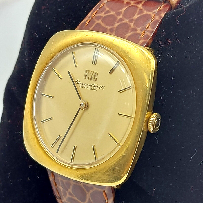 Unisex 18ct (750, 18K) Solid Yellow Gold Vintage IWC Swiss Watch w Leather Strap