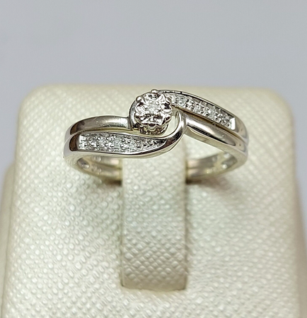 Ladies Rings White Gold 9ct (375, 9k) 9 Natural Diamonds Engagement Ring Set