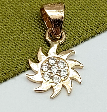 Ladies Yellow Gold 18ct (750, 18K) Small Sun Burst Diamante Pendant