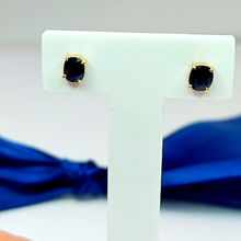 Load image into Gallery viewer, Ladies Earrings Yellow Gold 14ct (585,14K) Natural Oval Sapphire Solitaire Studs

