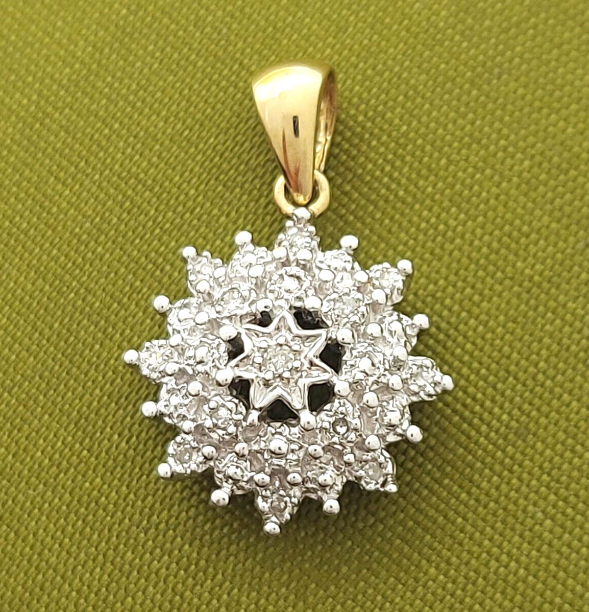 Rare 9ct (375, 9K) Unique White Gold & Yellow Gold Pendant w/ Natural Diamond