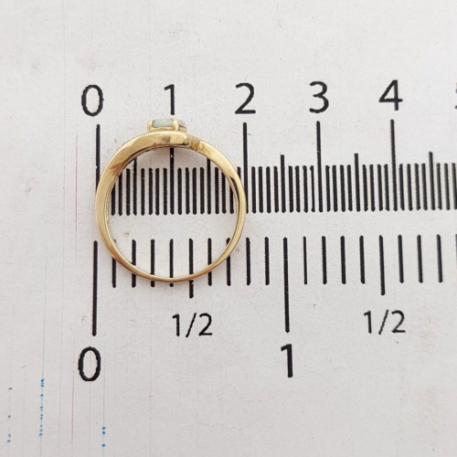 Ladies Ring 14ct (585, 14K) Yellow Gold Natural Opal and Diamond Chip Dress Ring