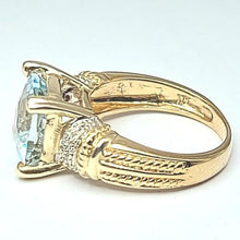 Load image into Gallery viewer, Ladies Yellow Gold 9ct (375,9k) Vintage Aquamarine &amp; Diamonds (12pts) Dress Ring

