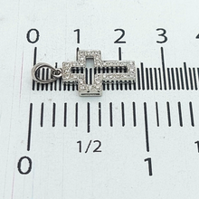 Load image into Gallery viewer, Ladies White Gold 18ct(750,18K) Natural (0.15ct) Diamond Religious Cross Pendant
