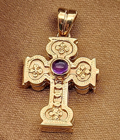 Unique Fold Rose Gold 9ct (375,9k) Filigree Cross Pendant with Natural Amethyst