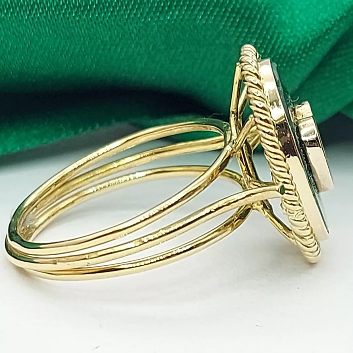 Ladies Yellow Gold 14ct (585, 14k) Oval Malachite W/ Natural Diamonds Love Ring